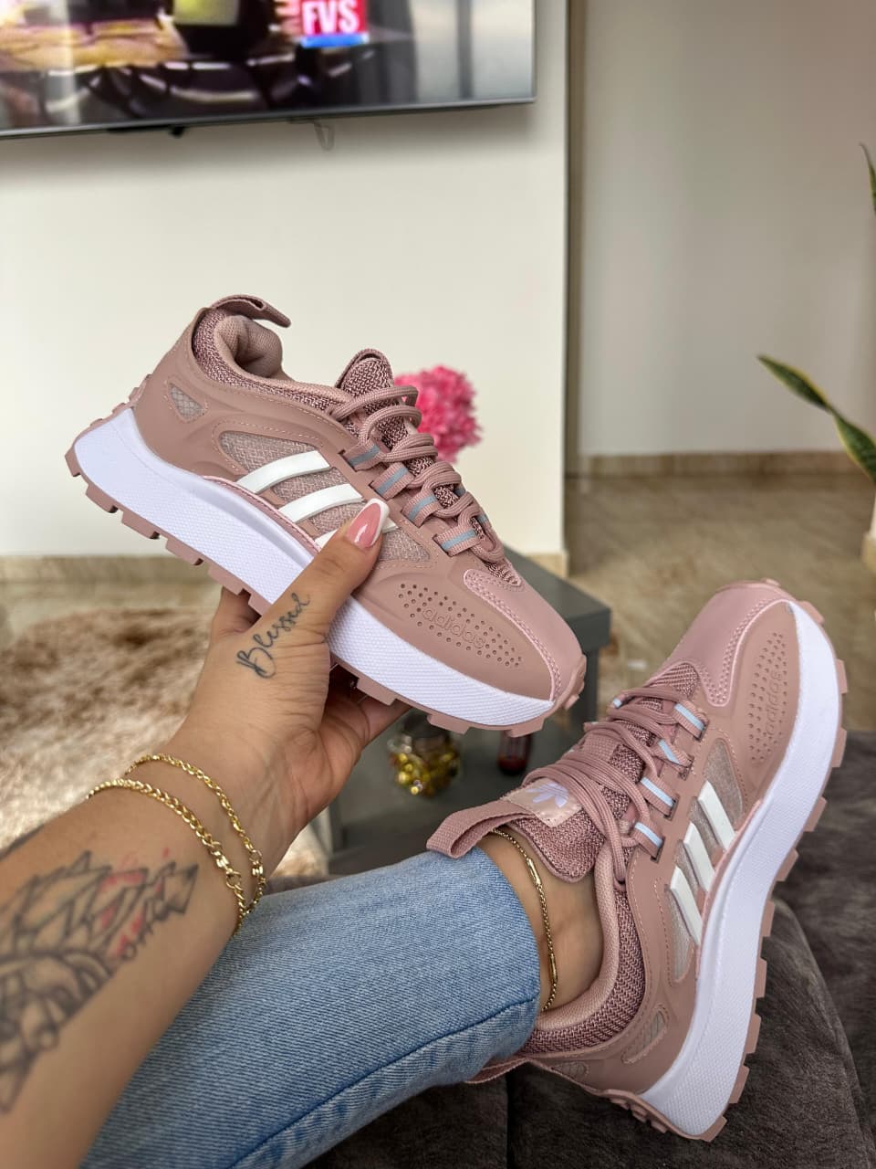 D&D 1027I – Dama | Importado | Adidas B