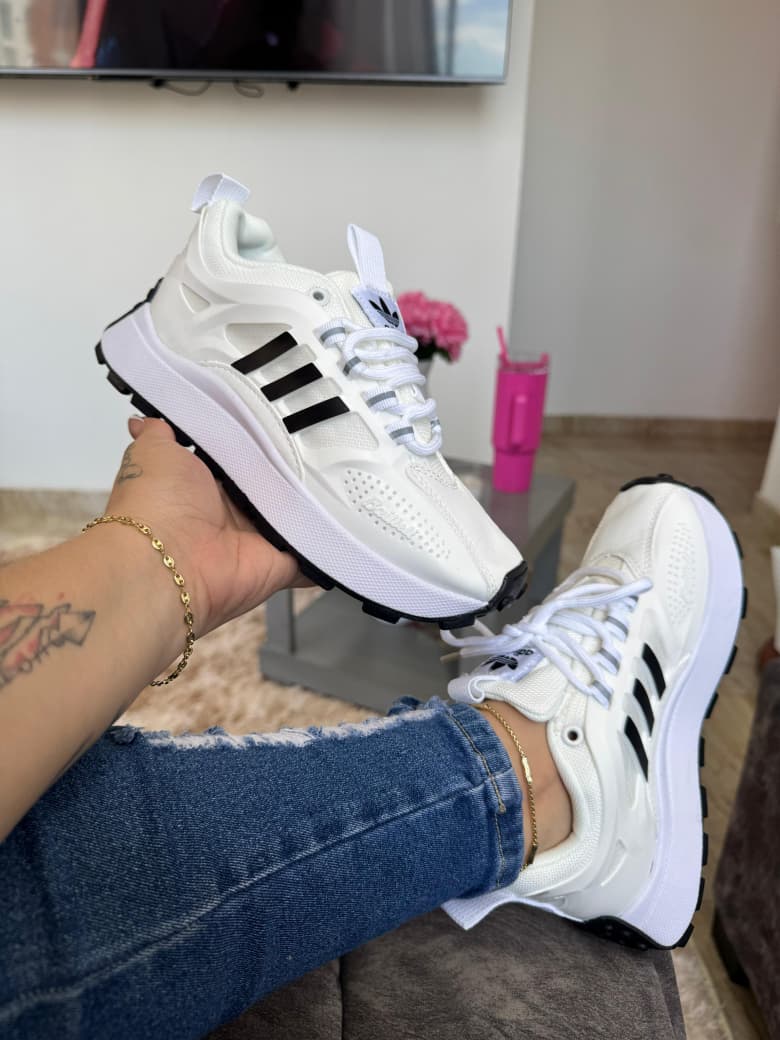 D&D 1032I – Dama | Importado | Adidas