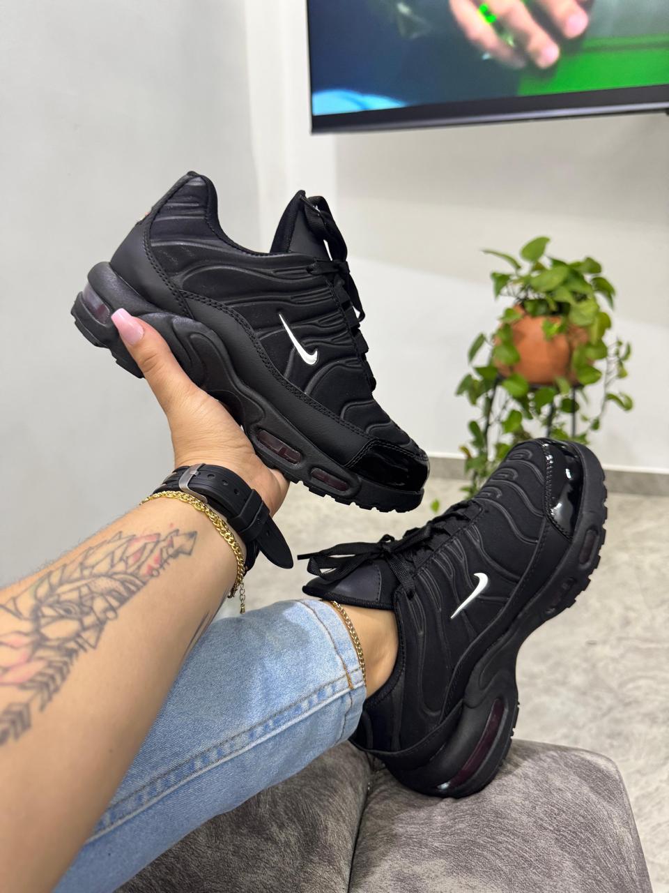 D&D 1022N – Unisex | Nacional | Nike Deportivo A